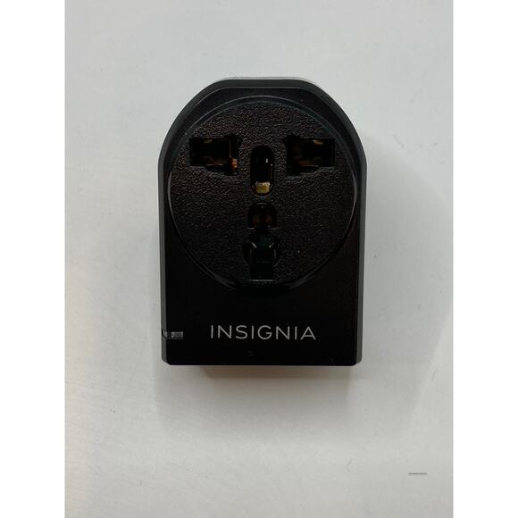 INSIGNIA Black Ground Travel Adapter USB Power Outlet - Picture 8 of 9